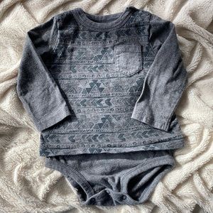 ☀️ 5/$10 9m long sleeve onesie